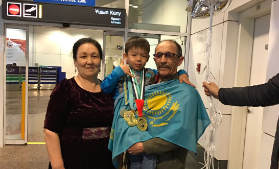 Photo of Алты жастағы Даниал Айдаров джи­уд­житсудан әлем чемпионы атанды